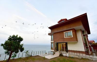 Dora Hotel