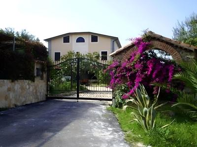 Agriturismo Aurella