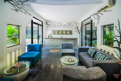 Ashia Hotel & Lounge