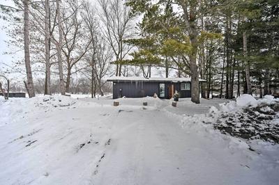 Pine City Getaway, Steps From Snake River!