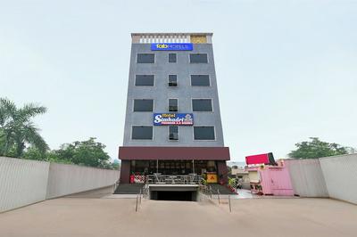 Fabhotel Simhadri Grand