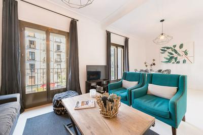 3 Bd Apartment Perfect Location in Plaza de Chueca