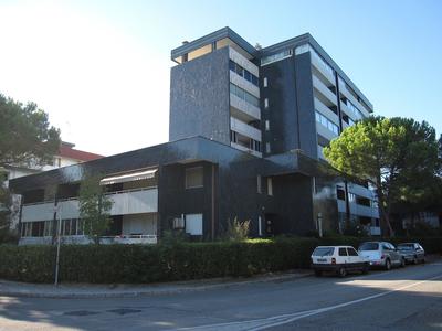 Modern Flat at Grado Pineta With Terrace