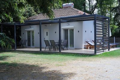 Sintrivanis Beach Resort