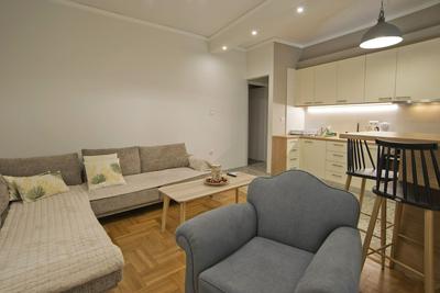 Fabi s Place in Kipseli