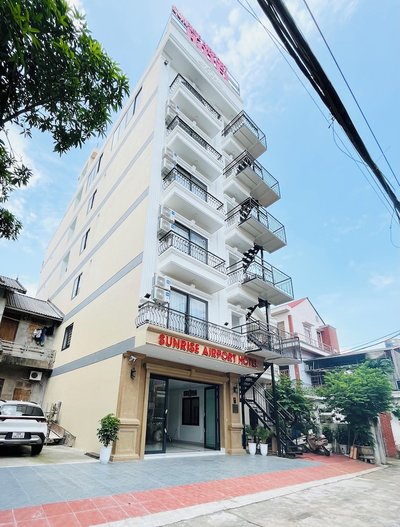 Sunrise Airport Hotel