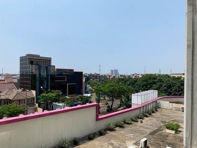 Comfort Studio At Sky Terrace Apartment