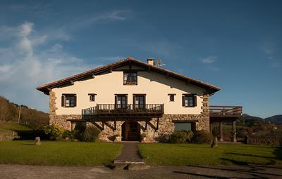 Casa Peluaga