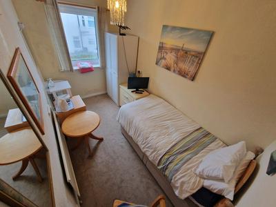 Castleton Hotel - Just For Adults