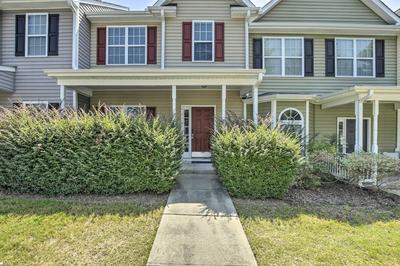 Pet-friendly Family Townhome w/ Private Patio