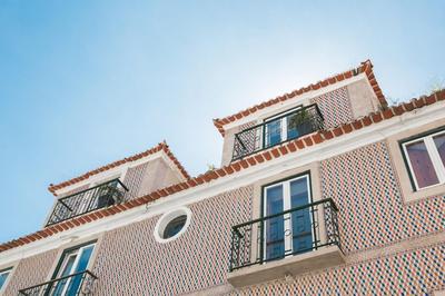 LV Premier P Real PI1 Central River Views Terrace
