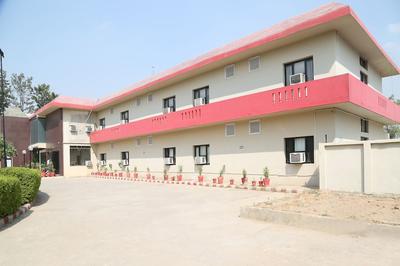 Pacific Inn Suryansh Hotel