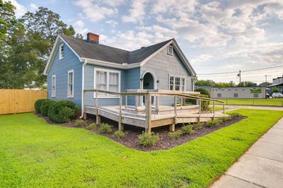 Pet-friendly Travelers Rest Home w/ Covered Patio