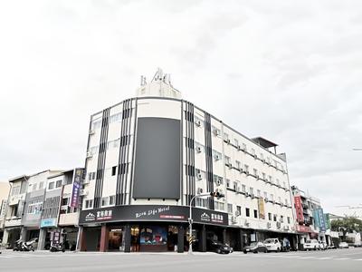 Cloud Izumi Cozy Inn