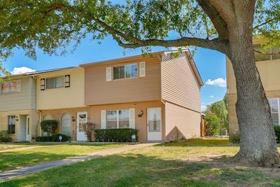 Bossier City Townhome w/ Patio + Outdoor Dining!