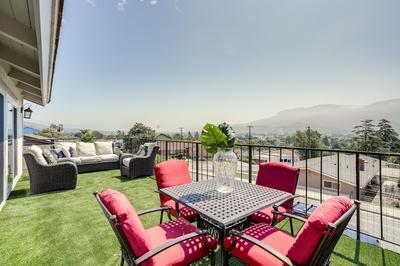 Chic Santa Paula Home w/ Mountain & City Views!