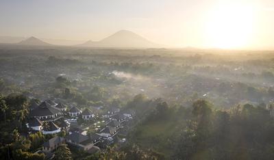 Swan Paradise A Pramana Experience