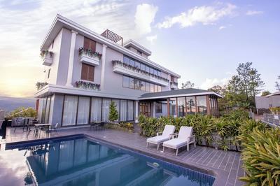 Valentia The Exotic Boutique Hotel - Pure Veg