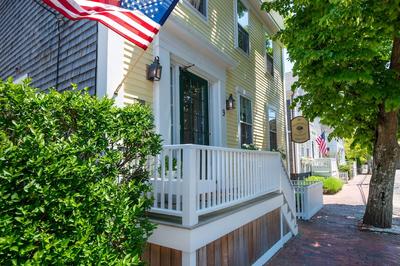 Periwinkle Inn