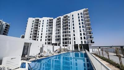 Nasma Luxury Stays - Water's Edge in Yas