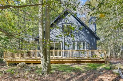 Modern Poconos Chalet w/ Private Hot Tub, Fire Pit