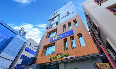 Fabhotel Middleton Desire