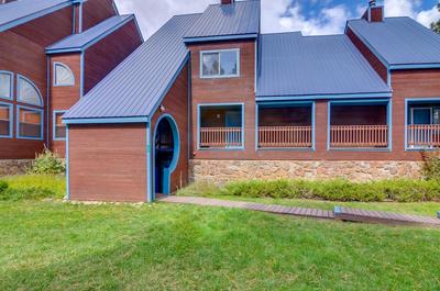 Picturesque Pagosa Springs Retreat w/ Mtn Views!