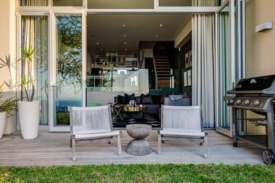 Beautifully Designed Villa w Sweeping Views Belle View