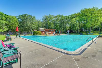 Home w/ Pool & Lake in Jim Thorpe: 6 Mi to Dtwn!