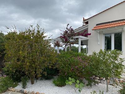 Beautiful Villa Near Sea in Epano Sisi