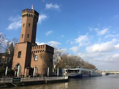 Select MS Charles Dickens - Cologne