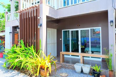 Tharadol Beach Resort