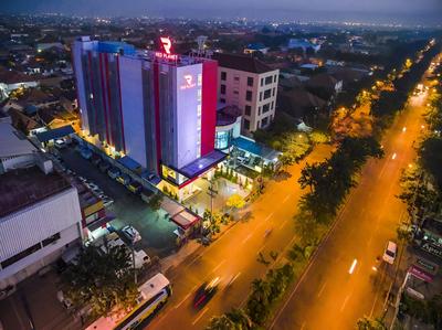 Red Planet Surabaya
