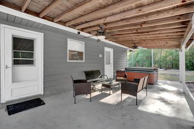 Uhost AI 4BR Retreat Hot Tub Firepit