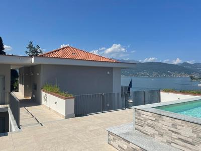 Isole Apartment With Pool and Lake View in Baveno