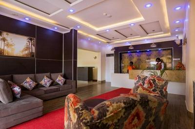 The Junction Hotel & Suites
