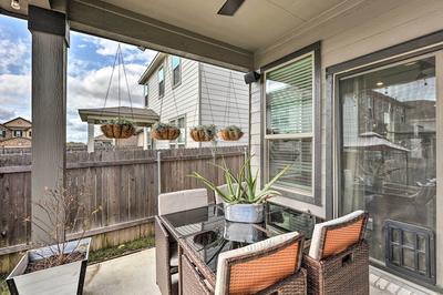 Charming Home Near Austin w/ Grill & Porch!