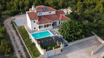 Villa Whitestone