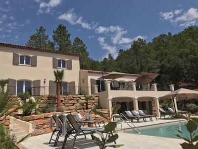 Villa in Le Plan-de-la-tour With Pool