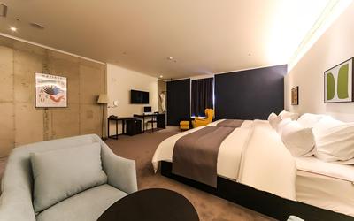 The Point Hotel - Myeongji