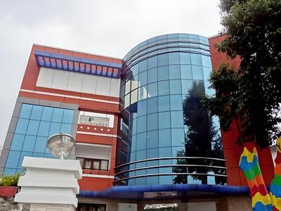 Hotel Kurunji Meridian