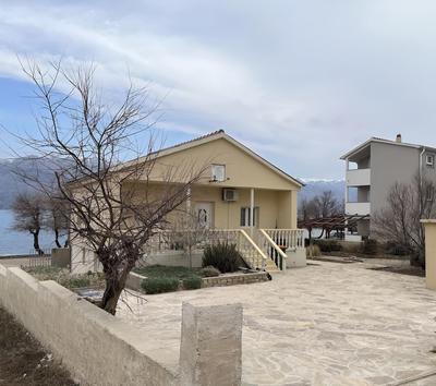 Beachfront House Marlot