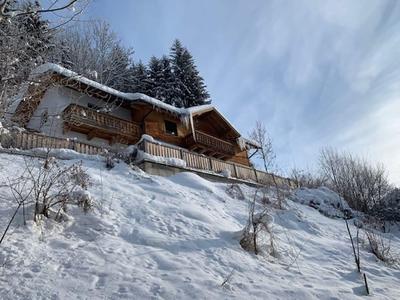 Renovated Holiday Home near Zell am See with Enclosed Garden