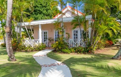 Coco Reef Resort and Spa