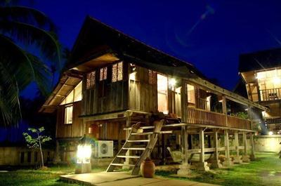 Terrapuri Heritage Village