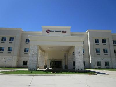 Best Western Plus Bonham