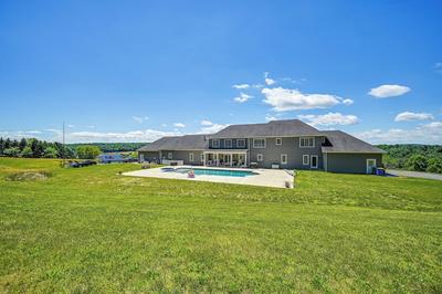 Hanover Retreat w/ Pool, Near Codorus State Park!