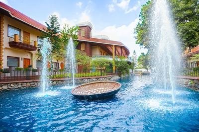 HUDSON RESORTS