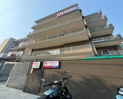 Housr Sector 43 Gurgaon Paras Hospital