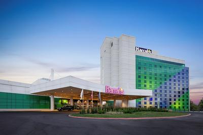 Harrah's Council Bluffs – A Caesars Rewards Destination